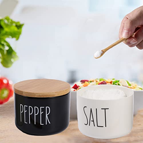 VICUKIE Farmhouse Salt And Pepper Bowls,Stacked Ceramic Salt Cellar With Bamboo Lid, Salt Container With Lid And Spoon, Modern Farmhouse Kitchen Decor, Salt Box, Spice Box(BLACK AND WHITE)