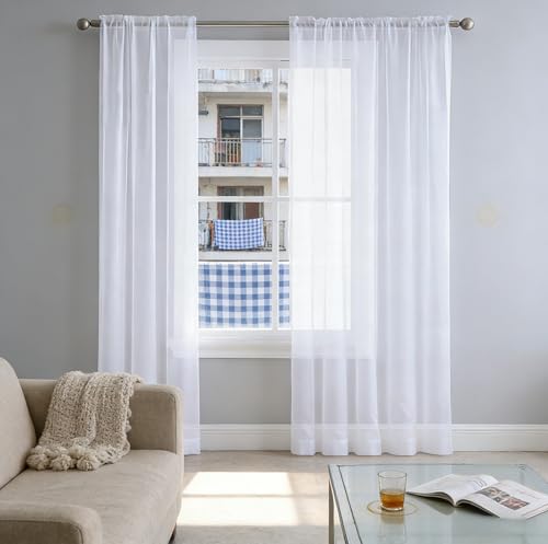 Cortinas translúcidas de salón para ventanas que llenan tu dormitorio de luz natural 2