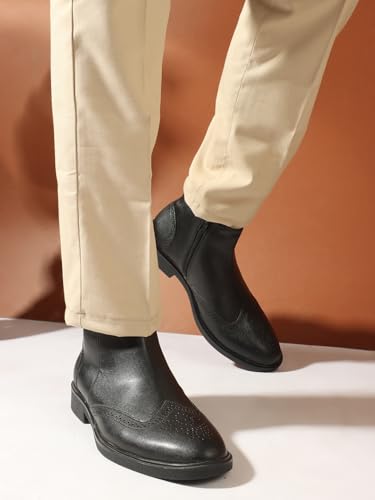 Image of Carlton London Men's Comfortable Chelsea Slip On Boot