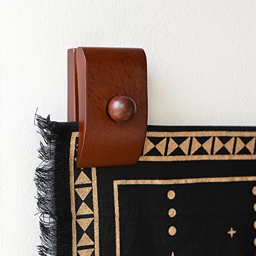 Image of MOCTUS Quilt Hangers for Wall Display, Decorate with Blanket and Tapestry, Wooden Rug Hangers (Brown, 4 Large Clips with Hardware)