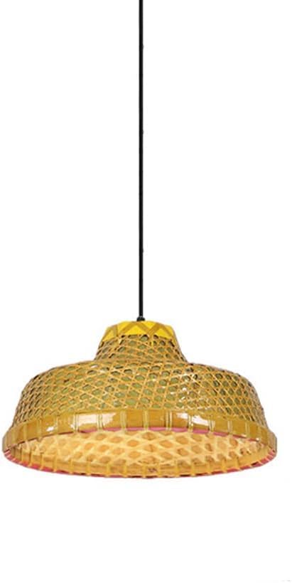 Lustre décoratif rotin naturel et suspension chapeau paille vintage pour îlot cuisine