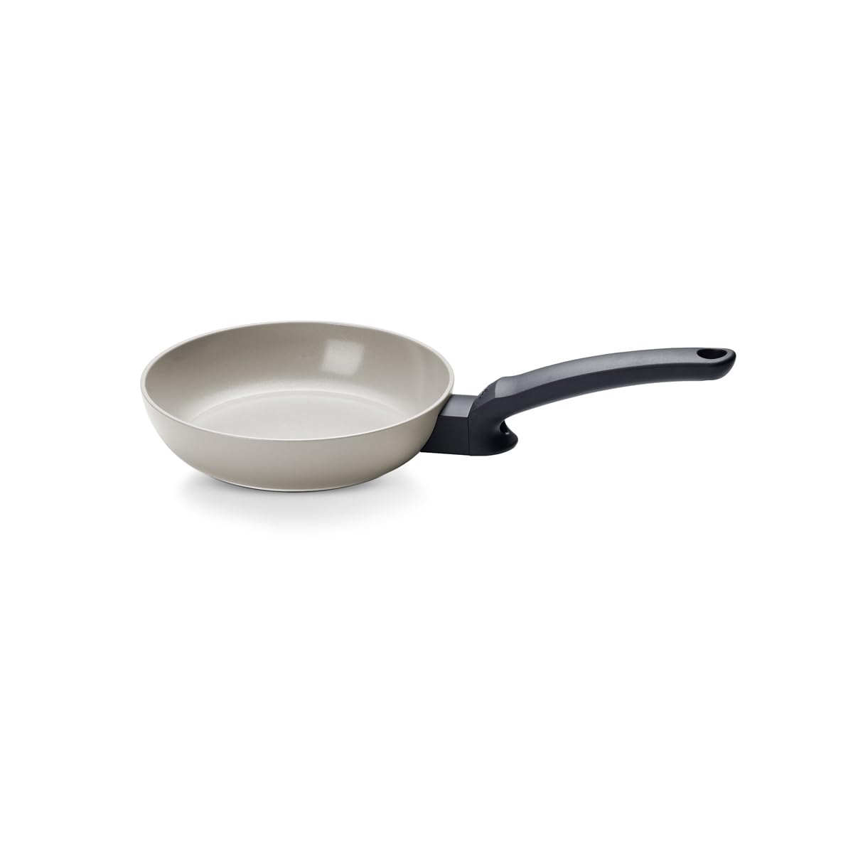 Fissler Ceratal® Evo Classic Pfanne (20 cm, Warmgrau) – Made in Germany, Keramikpfanne hergestellt ohne PFAS/PTFE, CookStar® Boden, Induktion