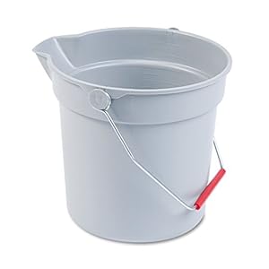 Rubbermaid Commercial Products Brute Heavy-Duty Round Bucket, 10-Quart/2.5 Gallon, Gray, Corrosive-Resistant Pail with Handle for Professional/Janitorial Cleaning and Material Transport