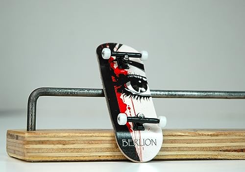 Miniatura 3 de Berlion - Finger Skate Para Dedos Profesional De Madera Pro, Mini Monopatín Fingerboard Pequeño, Lija Y Ruedas, Finger Toys Antiestres Marca Red Black