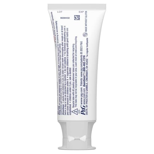 Image of Crest 3D White Toothpaste Radiant Mint, 2.7 Oz (76g) - Pack of 3