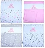 Die Bezüge sind aus 100% Baumwolle Mit Reißverschluss. Decke und Kissen - Oberstoff Mikrofaser - 100% Polyester Füllung - silikonisiertes Polyestervlies (antiallergisch). Waschbar bei 40°