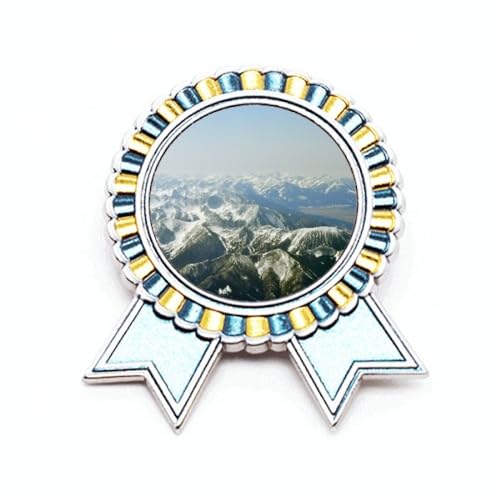 Broche neige hiver montagnes en métal pour femme et homme passionnés de nature outdoor