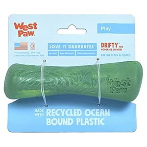 WEST PAW Seaflex Drifty Dog Toy – Machine Washable Dog Toys for Moderate Chewers – Eco-Friendly Zogoflex Toys for Dogs – Perfect for Gnawing, Fetch, Catch, Pet Training – 5.75″ Small, Emerald