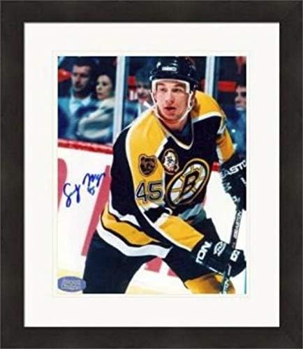 Sports Memorabilia Autograph Warehouse 420703 Sandy Moger Autographed 8 x 10 in. Photo Boston Bruins Matted & Framed