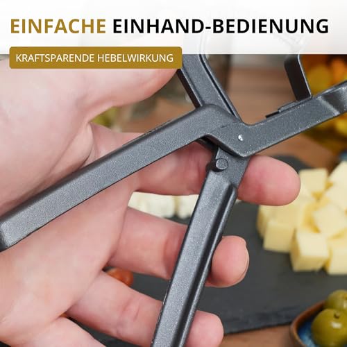Westmark Olivenentsteiner Olivus Black Edition – Entkerner für große & kleine Oliven – Praktisches...