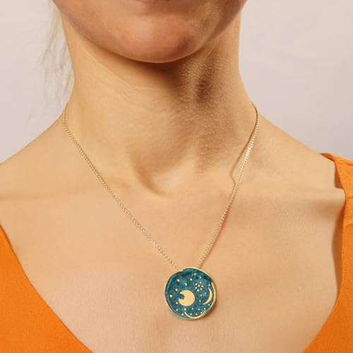 Collar de plata trendor con disco celestial de Nebra verde y dorado de 30 mm 5