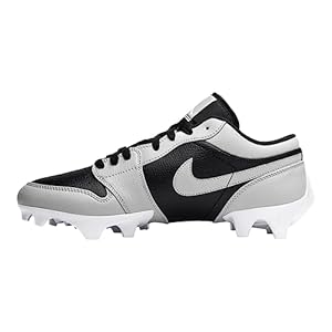 Nike Men’s Jordan 1 Low TD Football Cleat