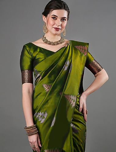 Image of Flosive Women's Dark Color Kanjivaram Silk Saree With Weaving Work