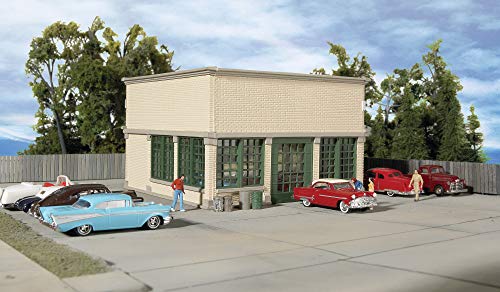 Walthers Trainline Wallschlager Motors 931-805 HO Scale Model Railroad - Structure Assembled Model