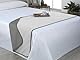 Estoralis | AVA | Bettläufer - Wendepolsterung | Für alle Jahreszeiten | Farbe - Weiß/Taupe | Für 80/90 cm. Bett. (60 x 160 cm.) | Dekorativ Bettschals für Haus und Hotel