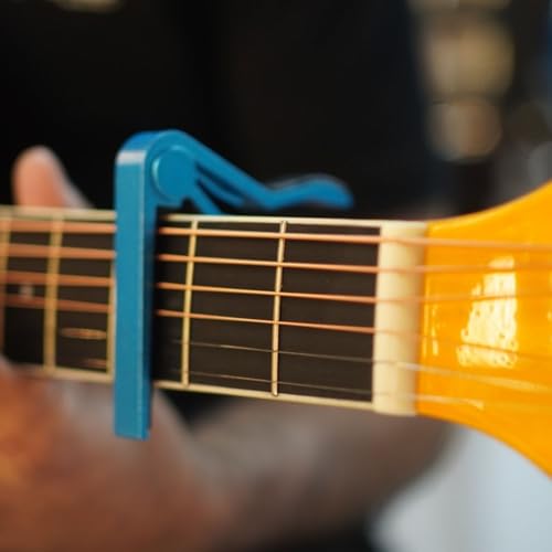 Image of Bajaao Metal Capo For Guitar, Ukulele, Mandolin & Banjo (Blue)