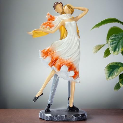 Elegant Gold Couple Figurine – Romantic Poly-Resin Sculpture for Home Décor, Anniversary, and Valentine’s Day Gift – Intricately Designed Love Statue (Yellow)