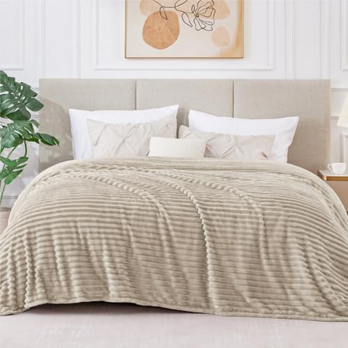 Image of BEDELITE 3D Ribbed Jacquard Linen King Size Blankets for Bed, 108x90 Inch