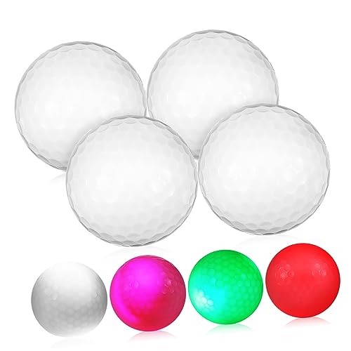 Balles lumineuses LED pour des parties de golf animées entre amis après le coucher du soleil