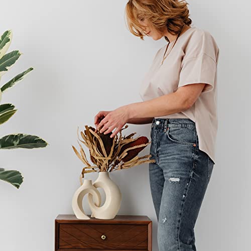 White Ceramic Vase Set Of 2 For Modern Home Decor, Round Boho Donut Vase For Pampas Grass, Neutral Minimalist Vase For Dining Room Table Centerpiece Dining Room, Living Room, Wedding Table Decoration #TOP3