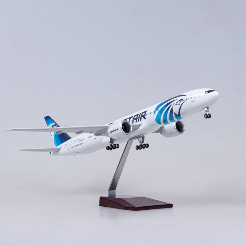Boeing 777 Egyptair maquette avion résine 1/157 miniature de collection
