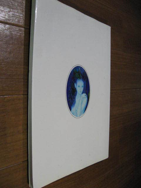 Amazon.co.jp: 希少 蛇雄(DAO)画集 深海のヴィーナスたち サイン入