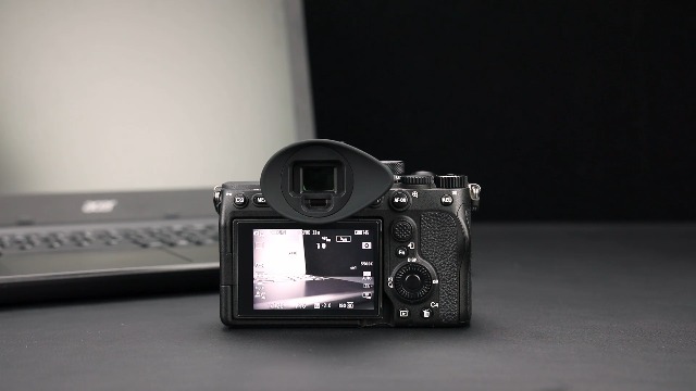 Oculare Mirino Rotante 360&deg; Per Sony Alpha A1/A7SIII/A7IV - Sostituto FDA-EP19