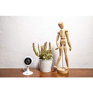 Swann Wireless 1080p Full HD Tracker Security Camera with Night Vision, Heat Sensing, 2-Way Talk, Wi-Fi Connection, Free Local & Cloud Reocrding, 32GB SD Card Memory and Siren.