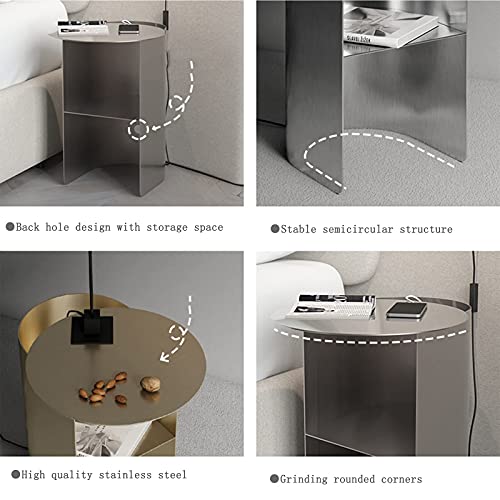 Table d'appoint ouverte couleur or pour sublimer les petits salons