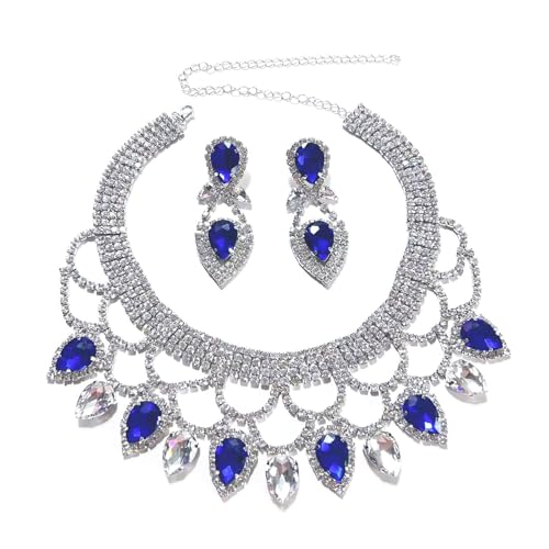 Collier et boucles d'oreilles à pendentif pour rayonner lors de vos fêtes de famille