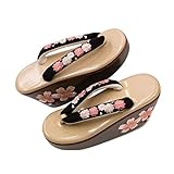 ハイヒール型の刺繍草履 左右別型・ヒールサイドにも豪華な刺繍／刺繍鼻緒・金台/黒鼻緒