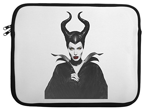 Angelina Jolie Maleficent aggiornamento di 33 cm