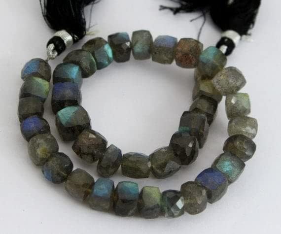 Perles labradorite naturelle cubes facettés 6mm pour création de bijoux