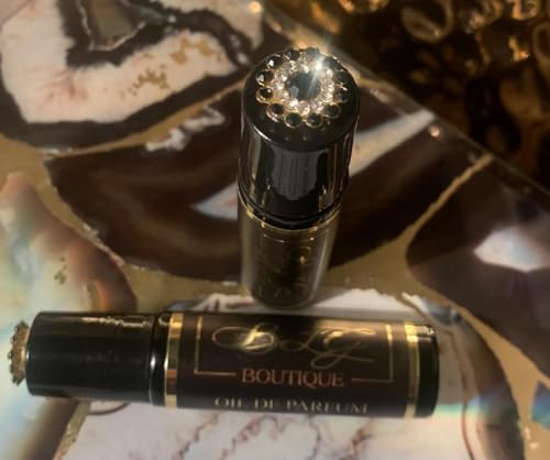 BLG BOUTIQUE for Donna Born in Roma Elixer by Valentino-An Amber Floral Fragrance 10ml roll on glass bottle Oil De Parfum-Premium Oil - Thumbnail 2