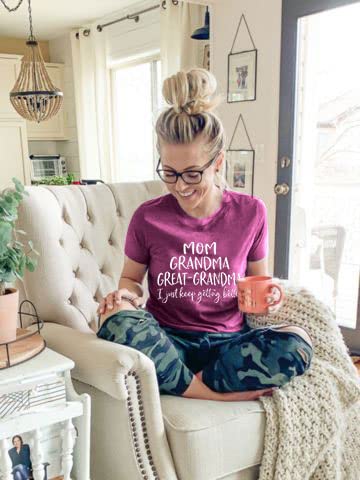 Grandma Shirts for Women Mom Grandma Great Grandma Graphic Tshirts Grandmom Gifts Tops Casual Gigi Tees Shirt3