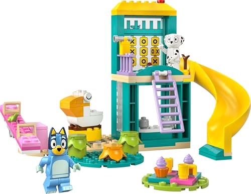 Bluey: Parco Giochi con Bluey e Chloe - Gioco per Bambine e Bambini da 4 Anni con 2 Minifigure, Saliscendi, Scivolo, Struttura per Arrampicata e 3 Piante - Regalo per i Fan della Serie TV - 11201 - Lego - Immagine 1