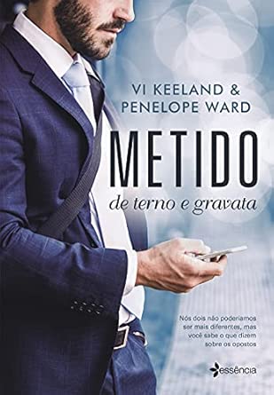 Metido de terno e gravata