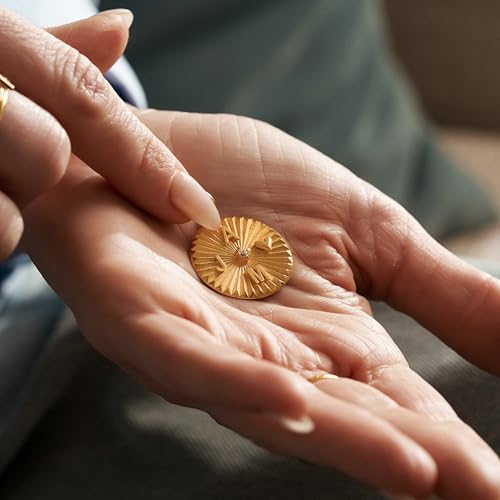 OAK & LUNA - Medallion Custom Engraved Pendant Necklace - Sterling Silver or 14K Solid Gold - Up to 4 Initials3