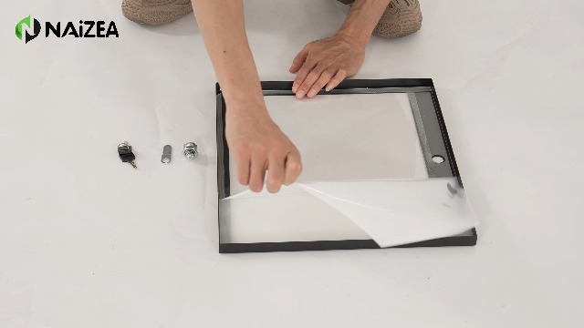 Amazon.com: NAIZEA Display Case w/Lock, 17.7