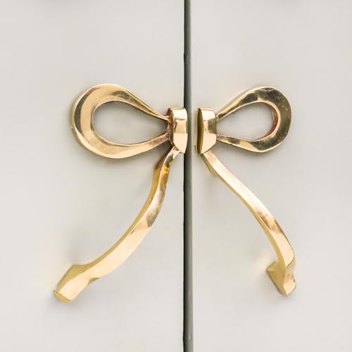 Indian Shelf Antique Brass Bow Cabinet Pulls, Gold Drawer Handles, 1 Pair by Indian Shelf - Used condition - Image 8
