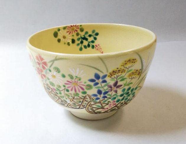 茶道具 茶碗 色絵 秋草花籠 小手毬窯 新品未使用 Amazon.co.jp: 茶道具 茶碗 色絵 秋草花籠 小手毬窯 : 文房具