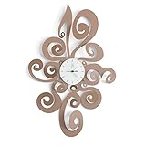 L'orologio è in stile contemporaneo: un complemento d’arredo molto originale che propone la lavorazione speciale con ricciolo.