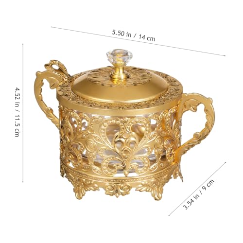 Boîte à sel dorée avec cuillère pour organiser vos épices