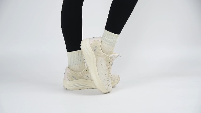 Amazon.com | JACKSHIBO Wide Toe Box Shoes Women Arch Support Wide
