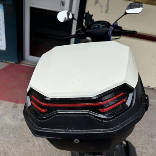 Top case scooter pour le quotidien : roulez serein avec ce coffre beige