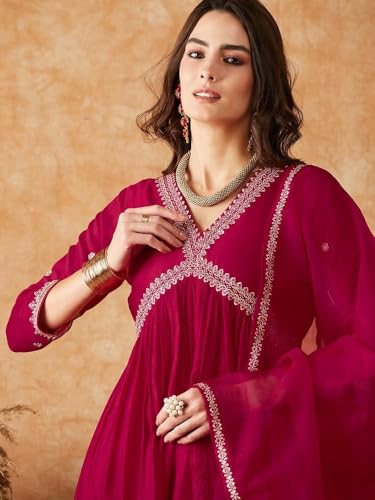 Image of LookMark Women's Georgette Kurta Set