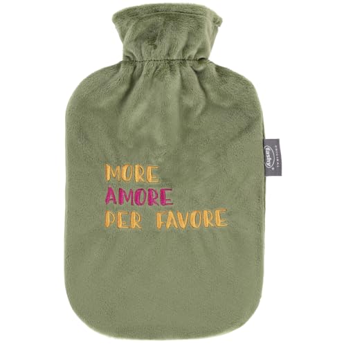 Fashy Wärmflasche 2,0 L mit Flauschbezug mit Stickerei'MORE AMORE PER FAVORE', grün