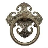 Style vintage élégant : améliorez votre décoration d'intérieur avec cette poignée de porte en laiton antique qui ajoute un charme vintage sophistiqué à la fois moderne et décorations.