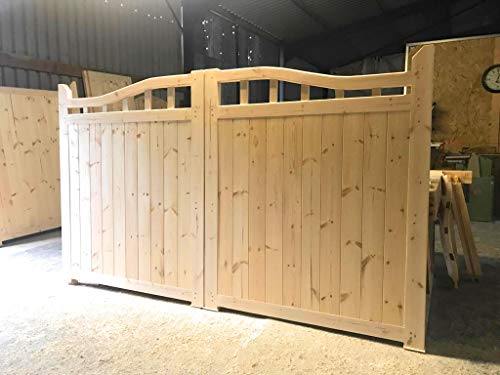 Wooden Swan Neck Gates Driveway Gates. 6’ High X 8’ Wide. Arch Top Garden Gate. Oblong Spindles Feature.