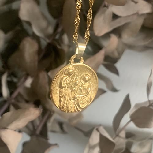 Collar Sagrada Familia de acero inoxidable regalo ideal Collar Sagrada Familia de acero inoxidable regalo ideal